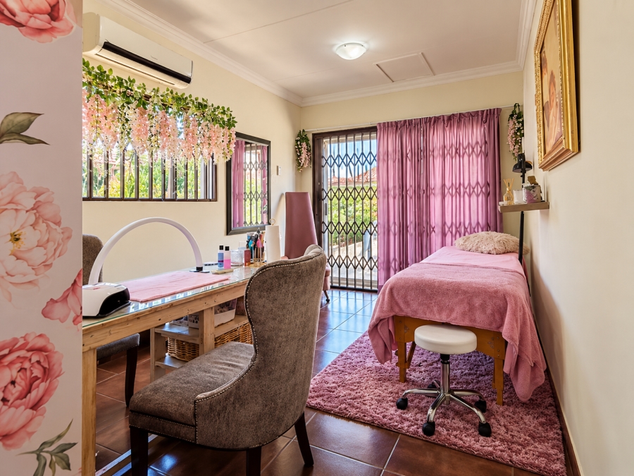 4 Bedroom Property for Sale in Risiville Gauteng