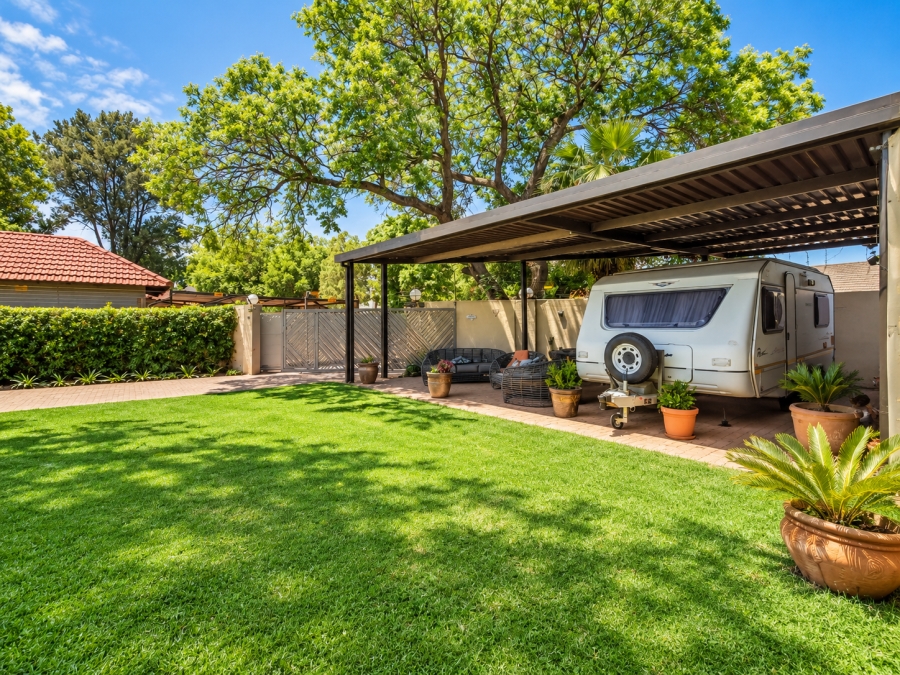 4 Bedroom Property for Sale in Risiville Gauteng