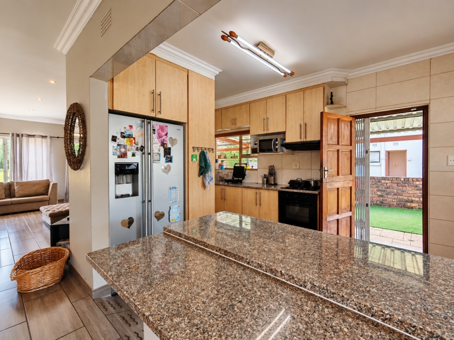 3 Bedroom Property for Sale in Three Rivers Gauteng