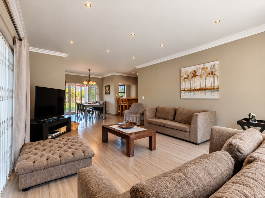 3 Bedroom Property for Sale in Three Rivers Gauteng