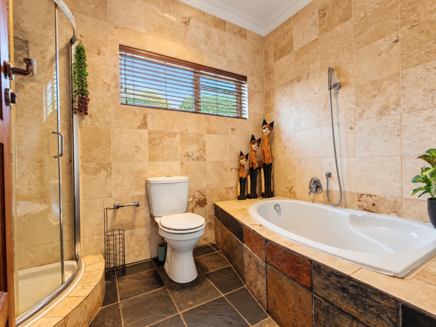 3 Bedroom Property for Sale in Three Rivers Gauteng
