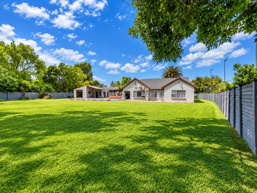 3 Bedroom Property for Sale in Three Rivers Gauteng