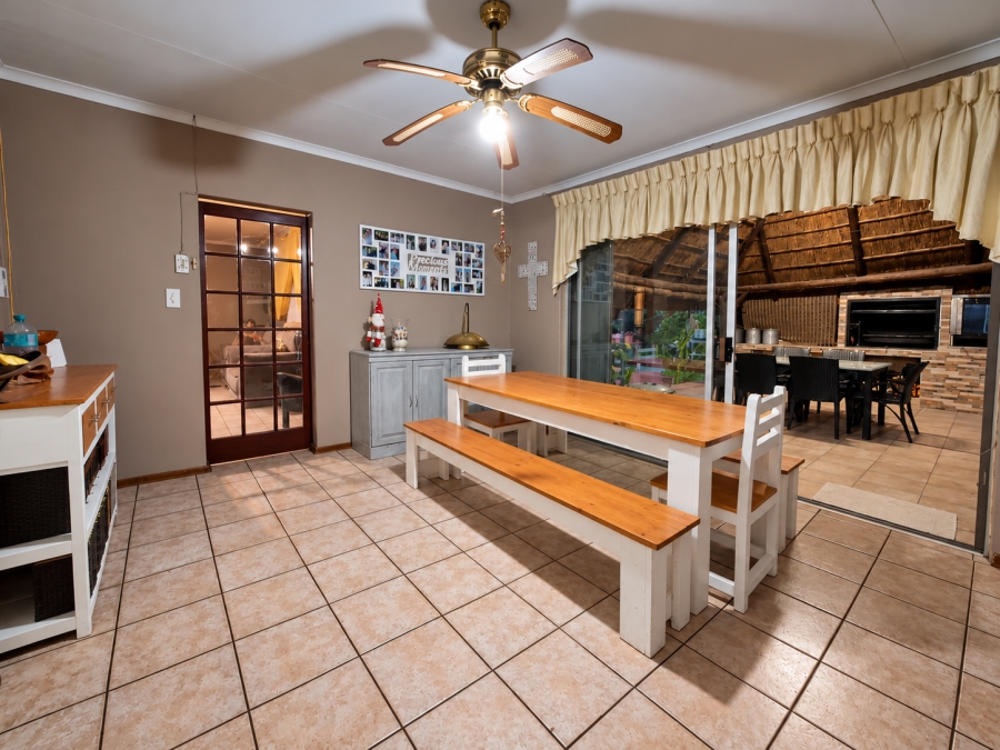 4 Bedroom Property for Sale in Falcon Ridge Gauteng