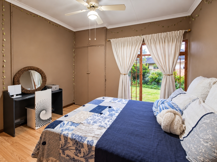 4 Bedroom Property for Sale in Falcon Ridge Gauteng