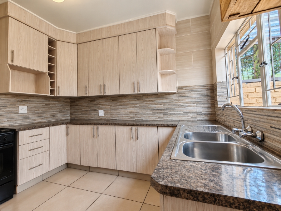 2 Bedroom Property for Sale in Three Rivers Gauteng