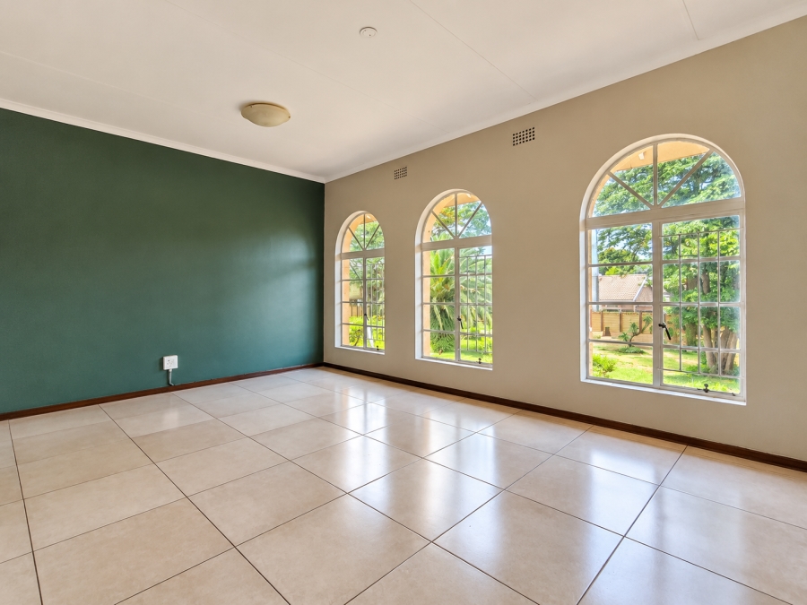 2 Bedroom Property for Sale in Three Rivers Gauteng