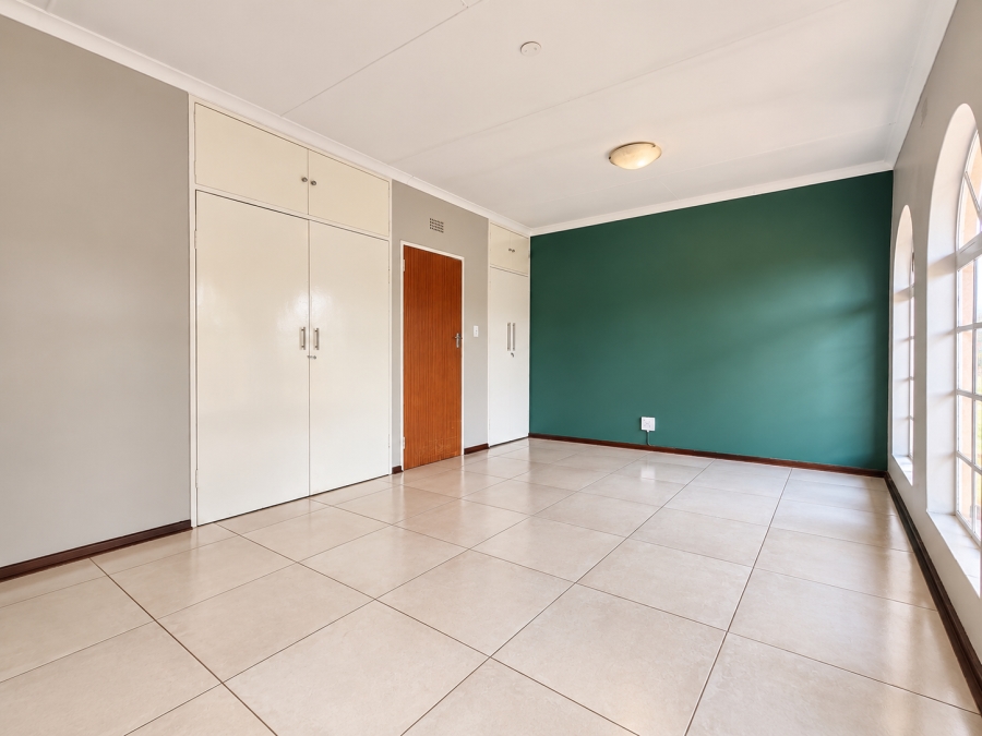 2 Bedroom Property for Sale in Three Rivers Gauteng