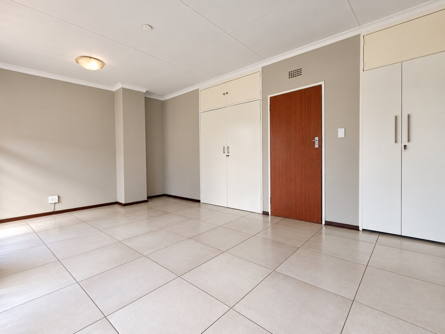 2 Bedroom Property for Sale in Three Rivers Gauteng
