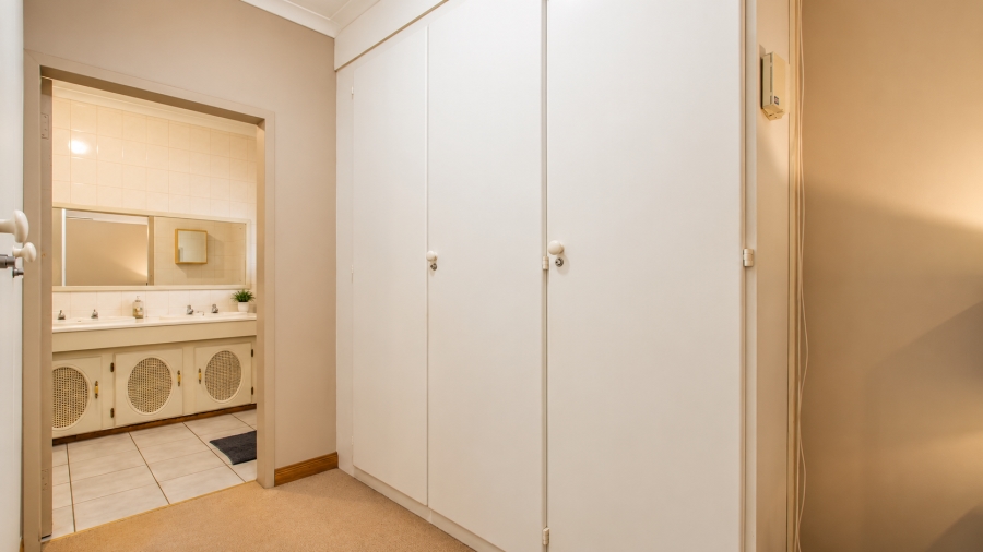 3 Bedroom Property for Sale in Faerie Glen Gauteng