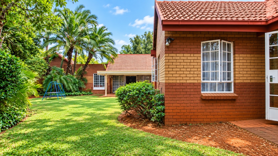 3 Bedroom Property for Sale in Faerie Glen Gauteng