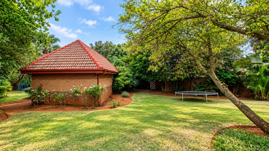 3 Bedroom Property for Sale in Faerie Glen Gauteng