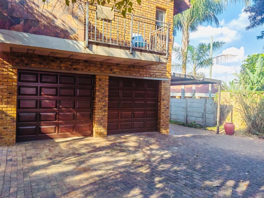 To Let 3 Bedroom Property for Rent in Van Riebeeck Park Gauteng