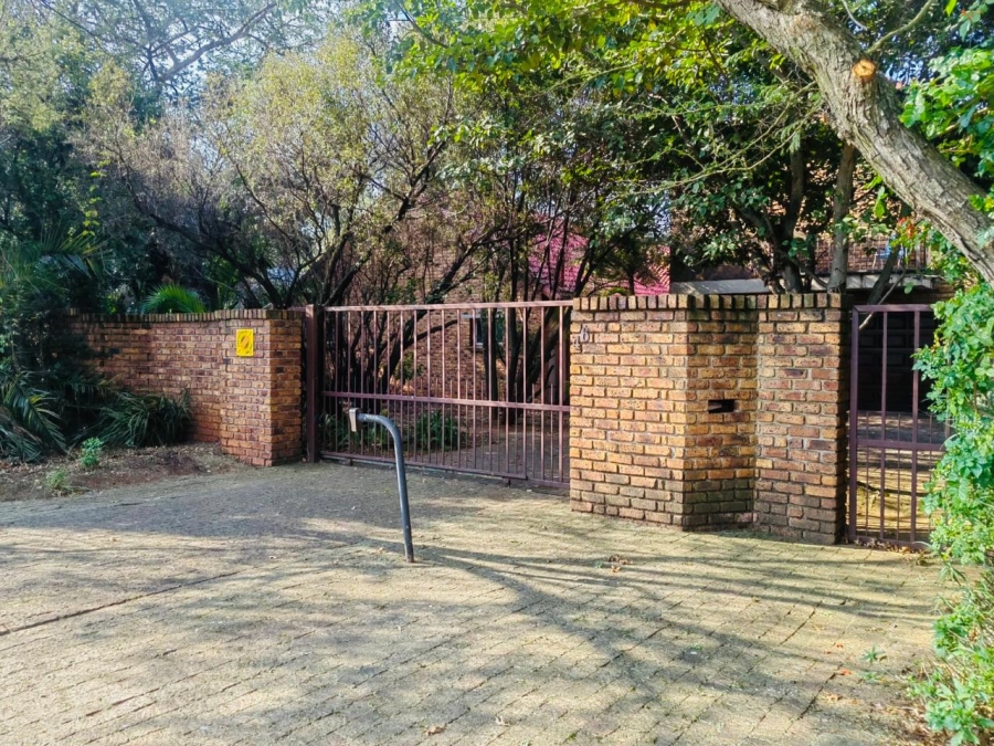 To Let 3 Bedroom Property for Rent in Van Riebeeck Park Gauteng