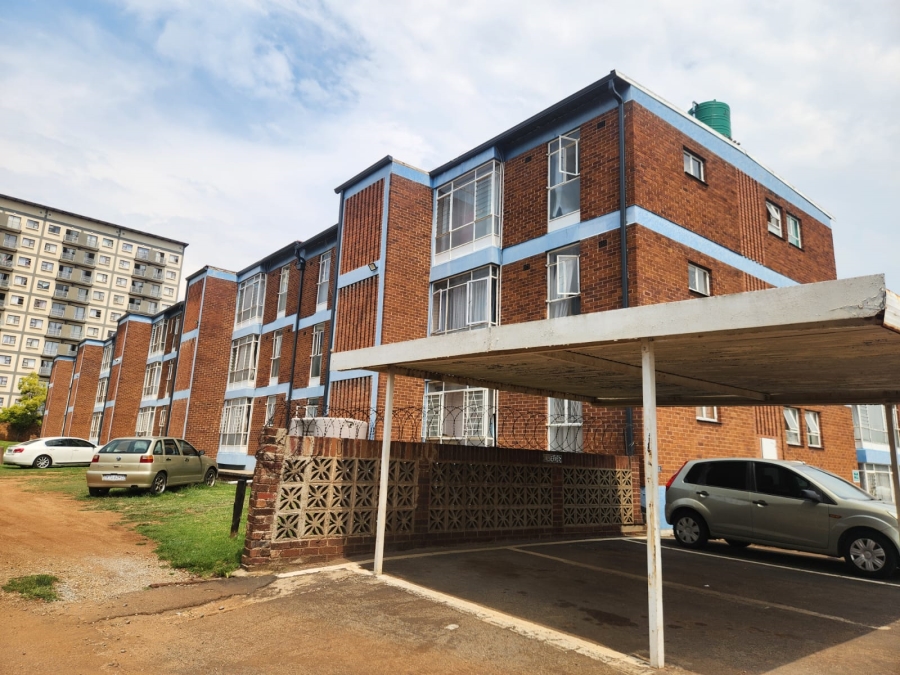 To Let 2 Bedroom Property for Rent in Kempton Park Central Gauteng