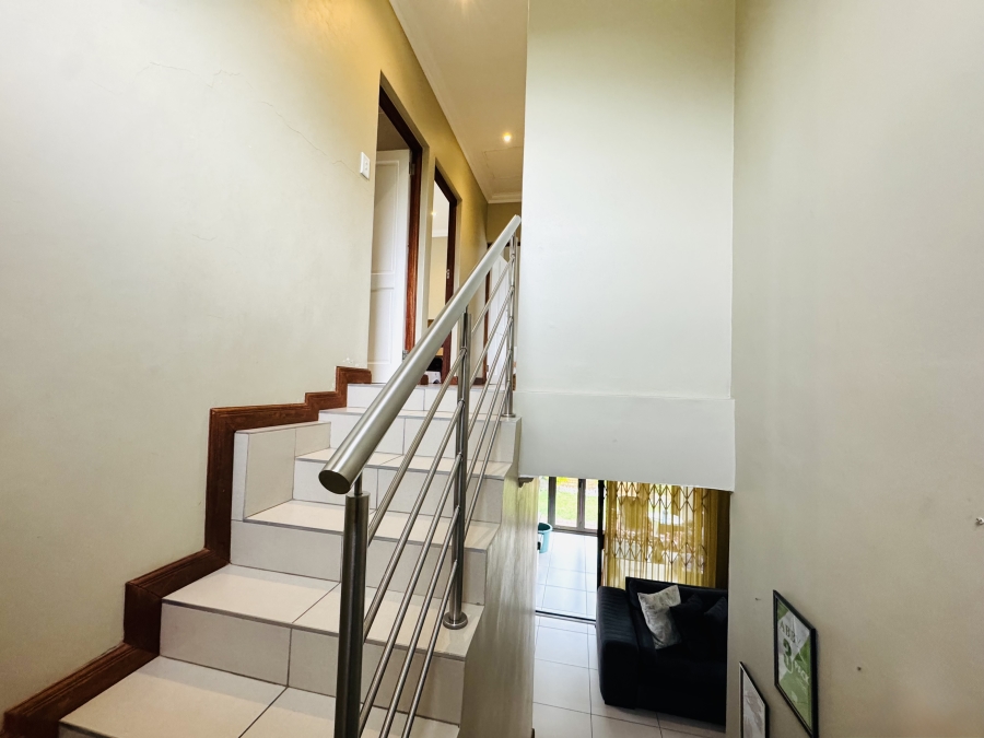 3 Bedroom Property for Sale in Thatchfield Hills Gauteng