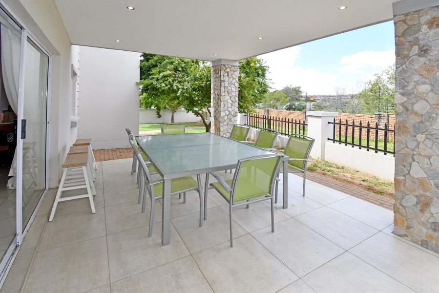 To Let 3 Bedroom Property for Rent in Blue Valley Golf Estate Gauteng