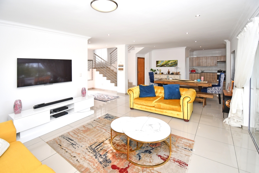 To Let 3 Bedroom Property for Rent in Blue Valley Golf Estate Gauteng