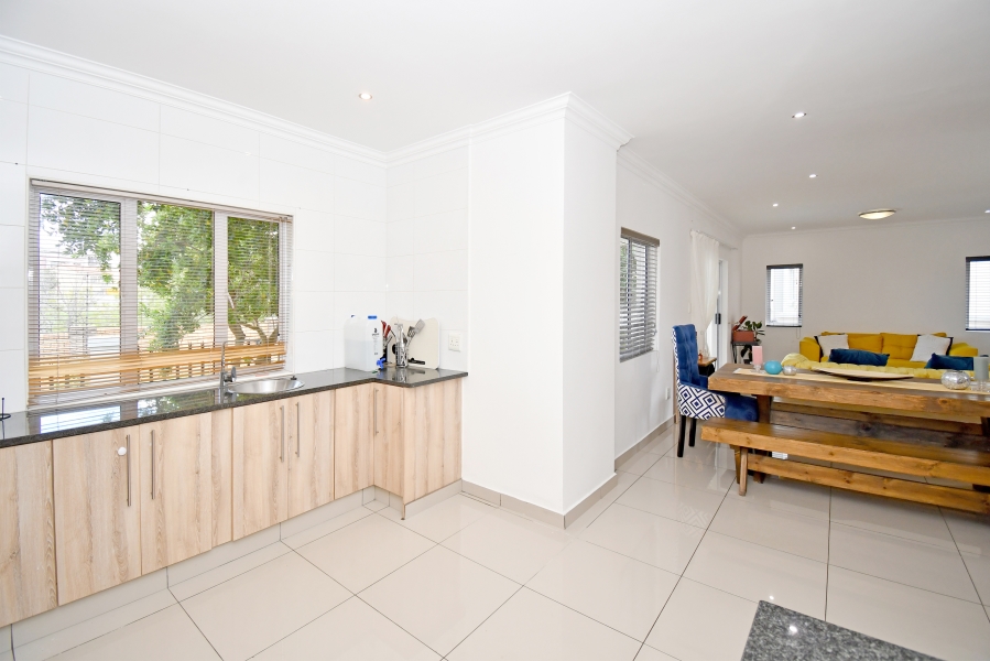 To Let 3 Bedroom Property for Rent in Blue Valley Golf Estate Gauteng