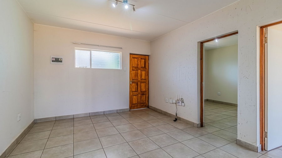 2 Bedroom Property for Sale in Protea Glen Gauteng