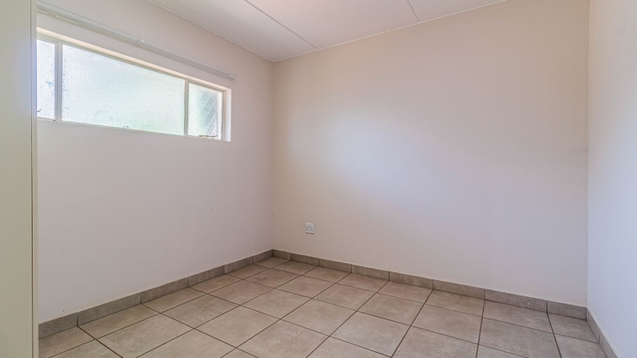 2 Bedroom Property for Sale in Protea Glen Gauteng