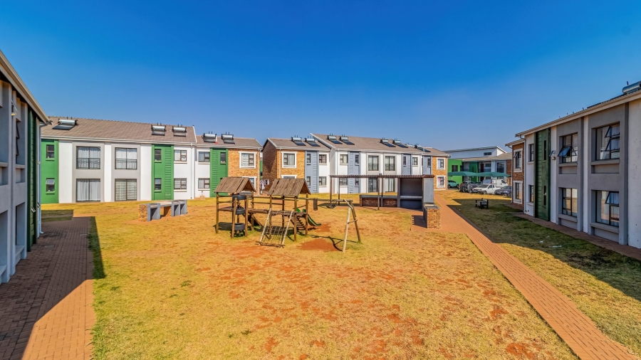 2 Bedroom Property for Sale in Protea Glen Gauteng