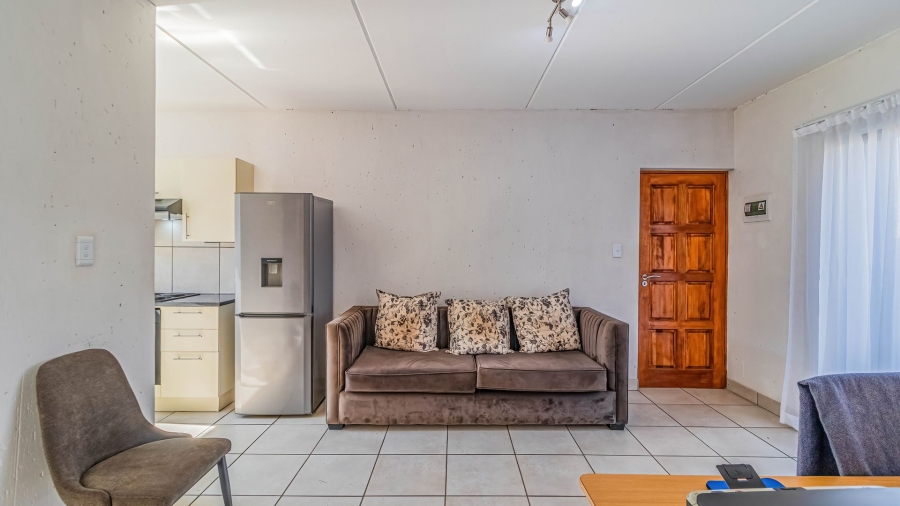 2 Bedroom Property for Sale in Protea Glen Gauteng