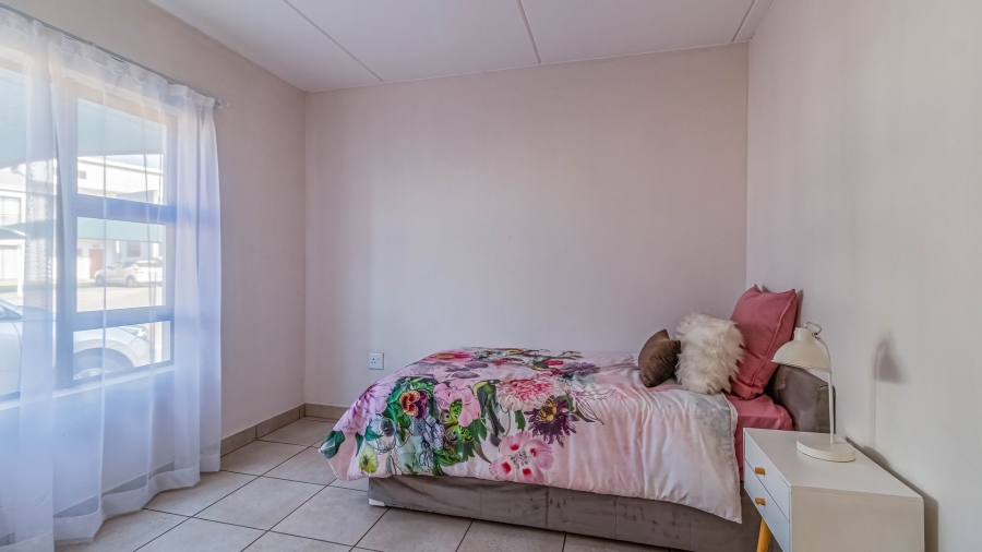 2 Bedroom Property for Sale in Protea Glen Gauteng