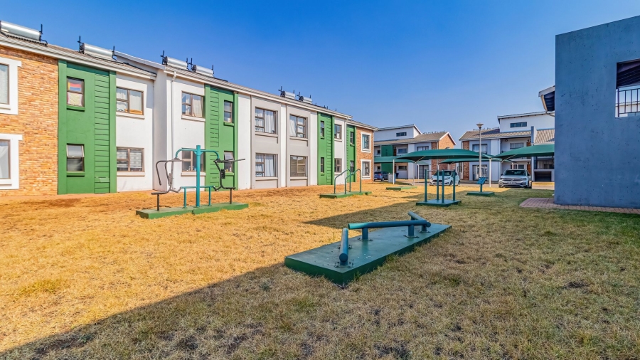 2 Bedroom Property for Sale in Protea Glen Gauteng
