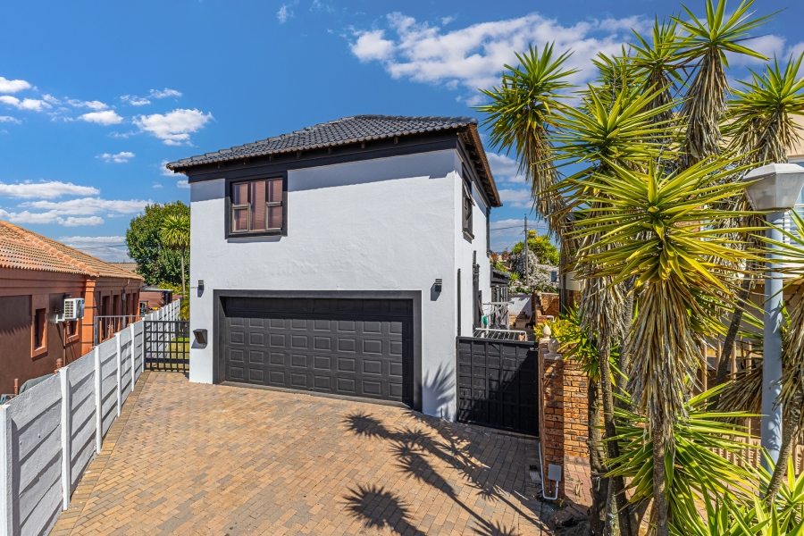 4 Bedroom Property for Sale in Clearwater Estate Gauteng
