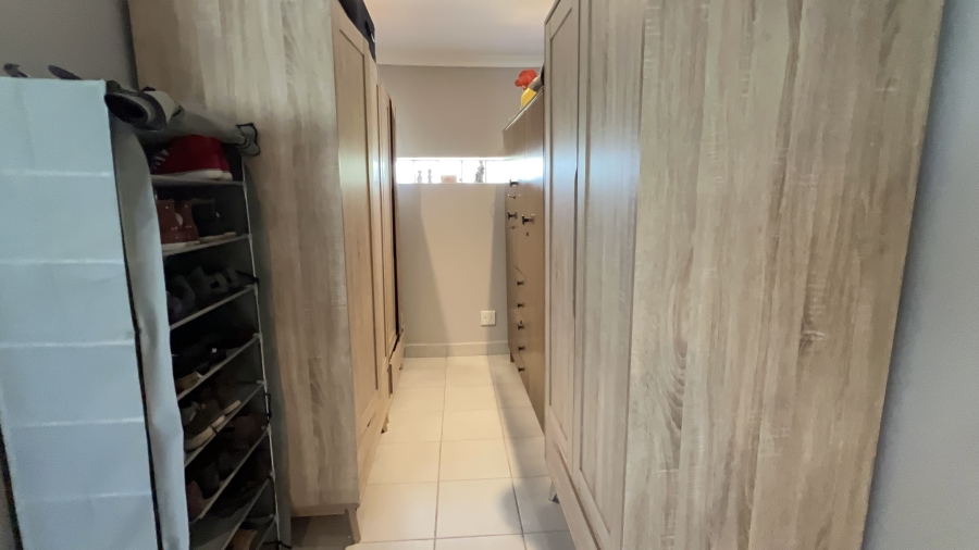 2 Bedroom Property for Sale in Wilgeheuwel Gauteng
