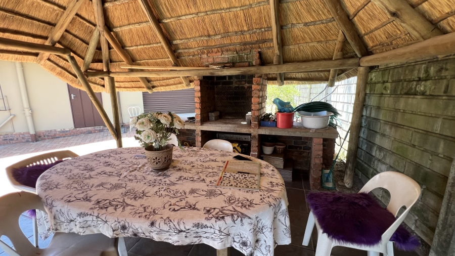2 Bedroom Property for Sale in Wilgeheuwel Gauteng
