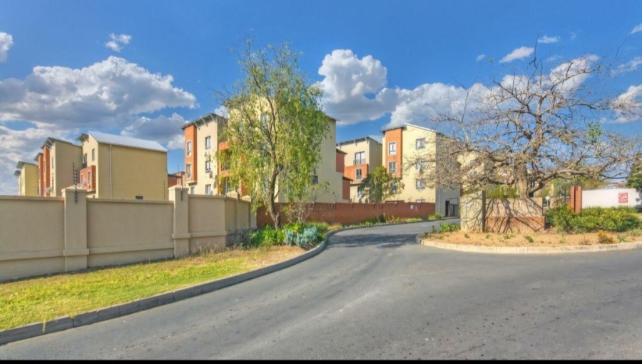 2 Bedroom Property for Sale in Carlswald Gauteng
