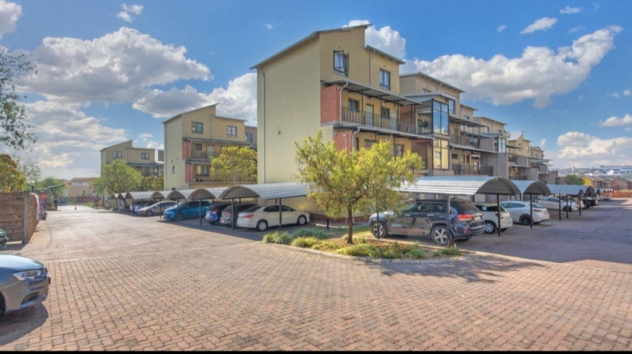 2 Bedroom Property for Sale in Carlswald Gauteng