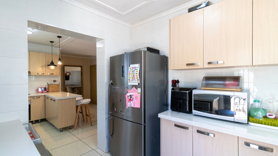 3 Bedroom Property for Sale in Carlswald Gauteng