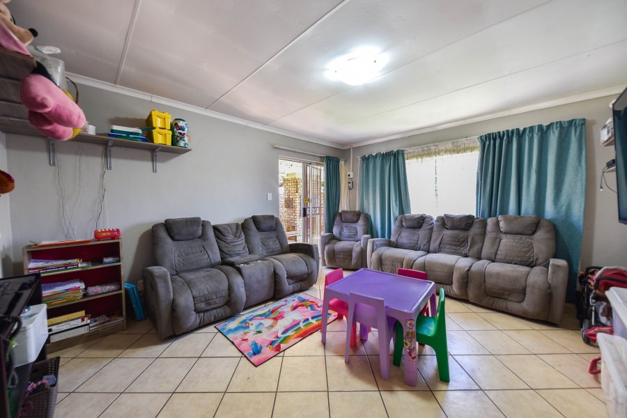 3 Bedroom Property for Sale in Pierre Van Ryneveld Gauteng