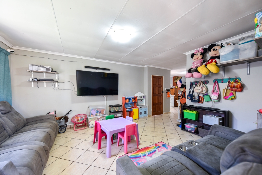 3 Bedroom Property for Sale in Pierre Van Ryneveld Gauteng