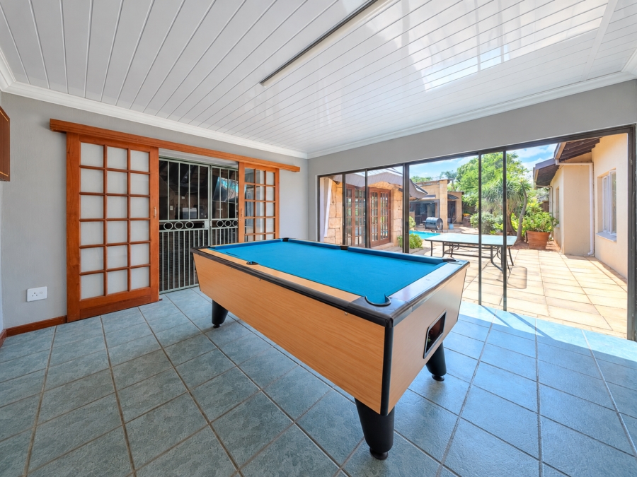 7 Bedroom Property for Sale in Doornpoort Gauteng