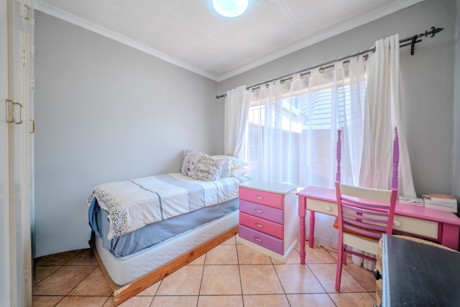 7 Bedroom Property for Sale in Doornpoort Gauteng