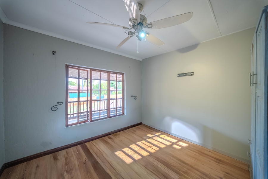 7 Bedroom Property for Sale in Doornpoort Gauteng