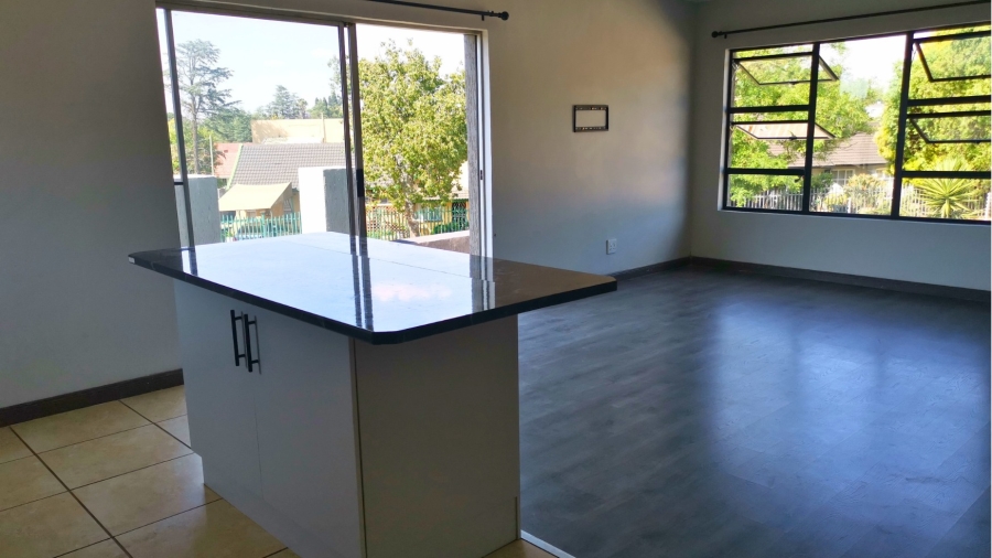 To Let 2 Bedroom Property for Rent in Allen Grove Gauteng
