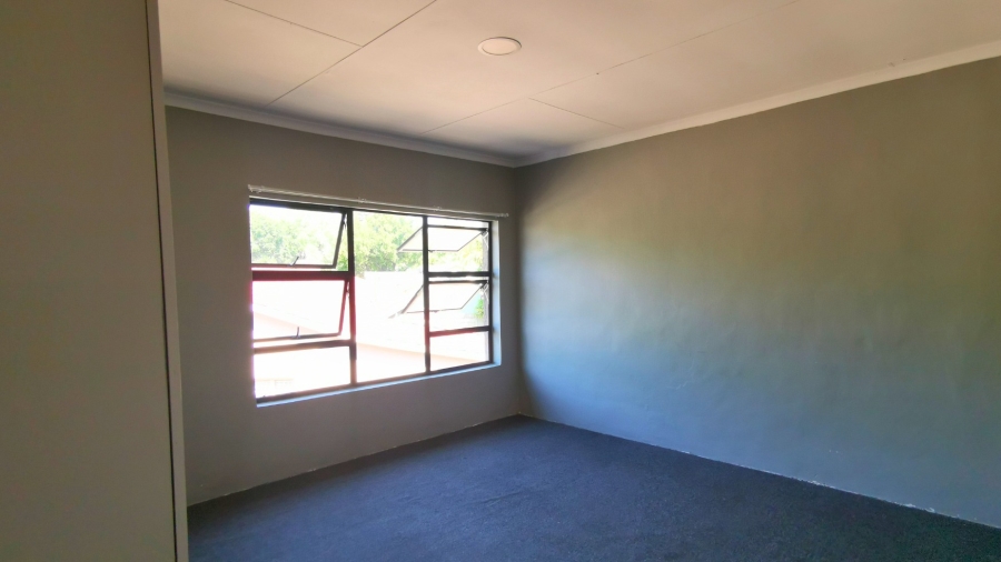 To Let 2 Bedroom Property for Rent in Allen Grove Gauteng