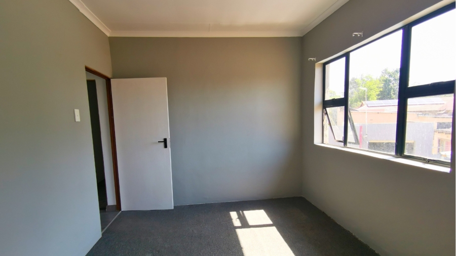 To Let 2 Bedroom Property for Rent in Allen Grove Gauteng