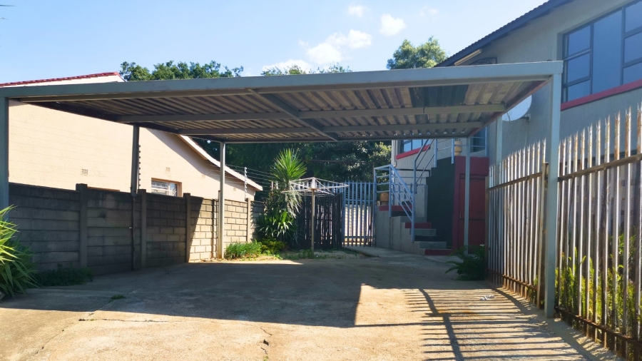To Let 2 Bedroom Property for Rent in Allen Grove Gauteng