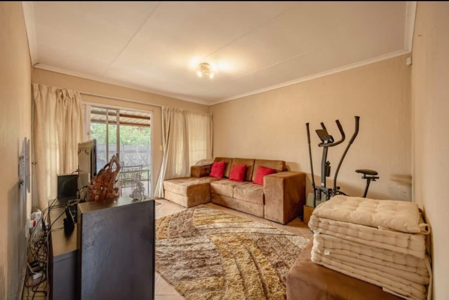 2 Bedroom Property for Sale in Equestria Gauteng