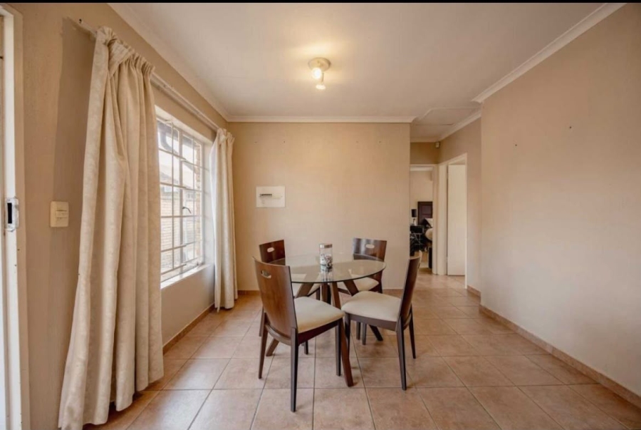2 Bedroom Property for Sale in Equestria Gauteng