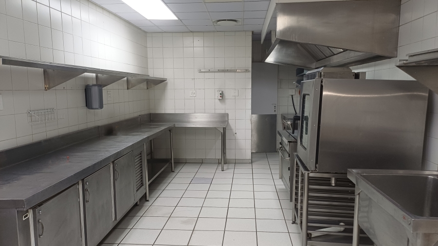 To Let Commercial Property for Rent in Wierda Valley Gauteng