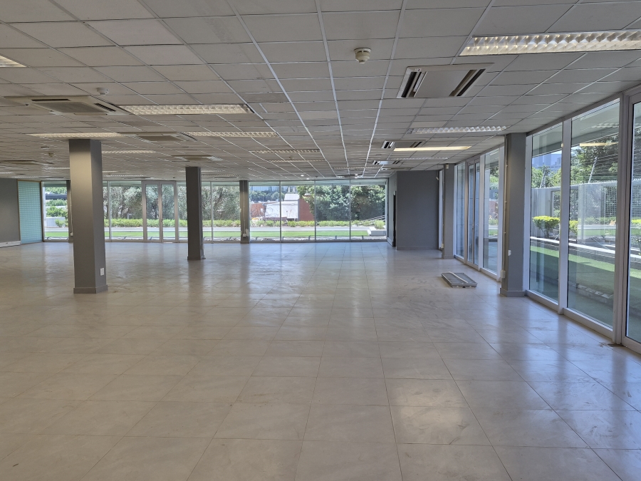 To Let Commercial Property for Rent in Wierda Valley Gauteng