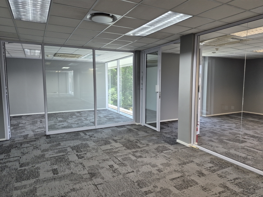 To Let Commercial Property for Rent in Wierda Valley Gauteng