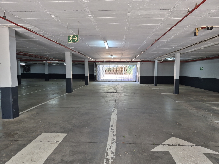 To Let Commercial Property for Rent in Wierda Valley Gauteng