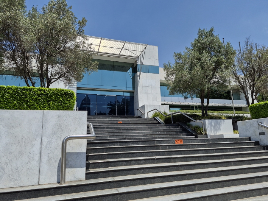 To Let Commercial Property for Rent in Wierda Valley Gauteng